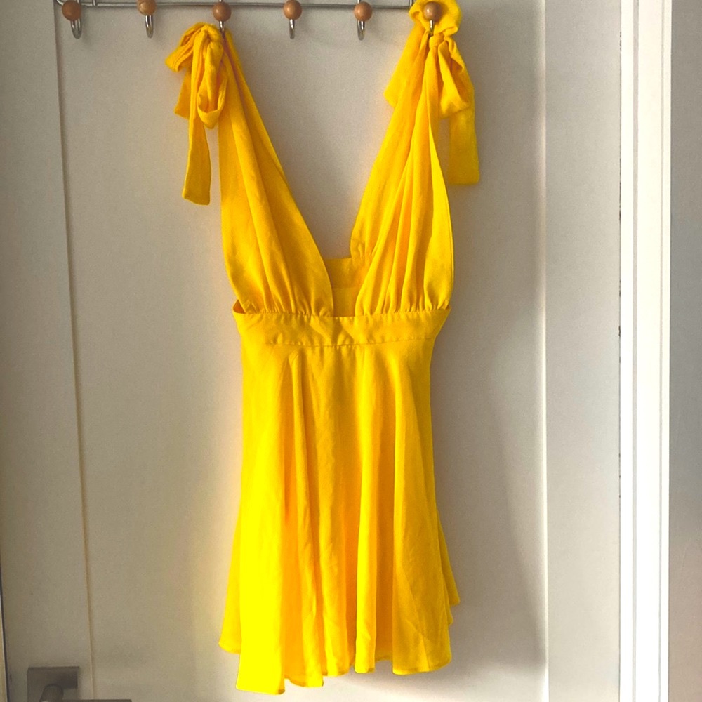💕Yellow beach coverup dress XS/S with bows